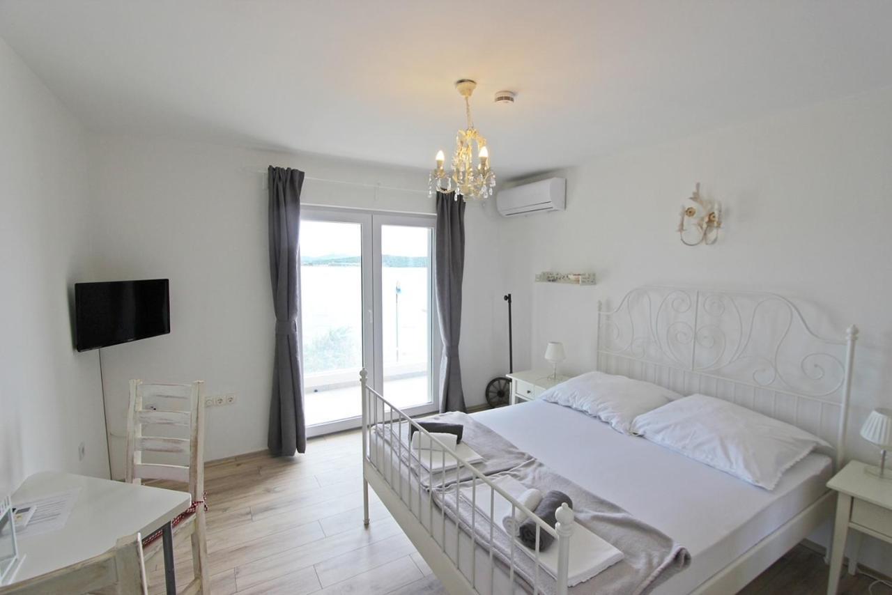 Villa Danica Murter Betina  Luaran gambar